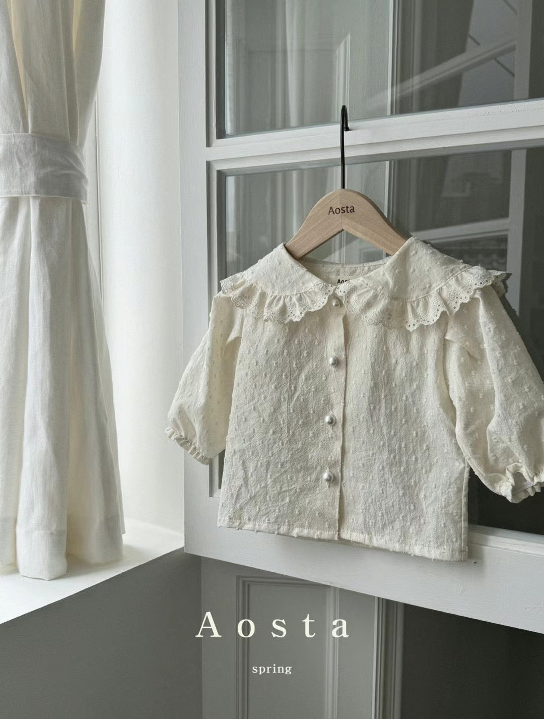Lindy Blouse