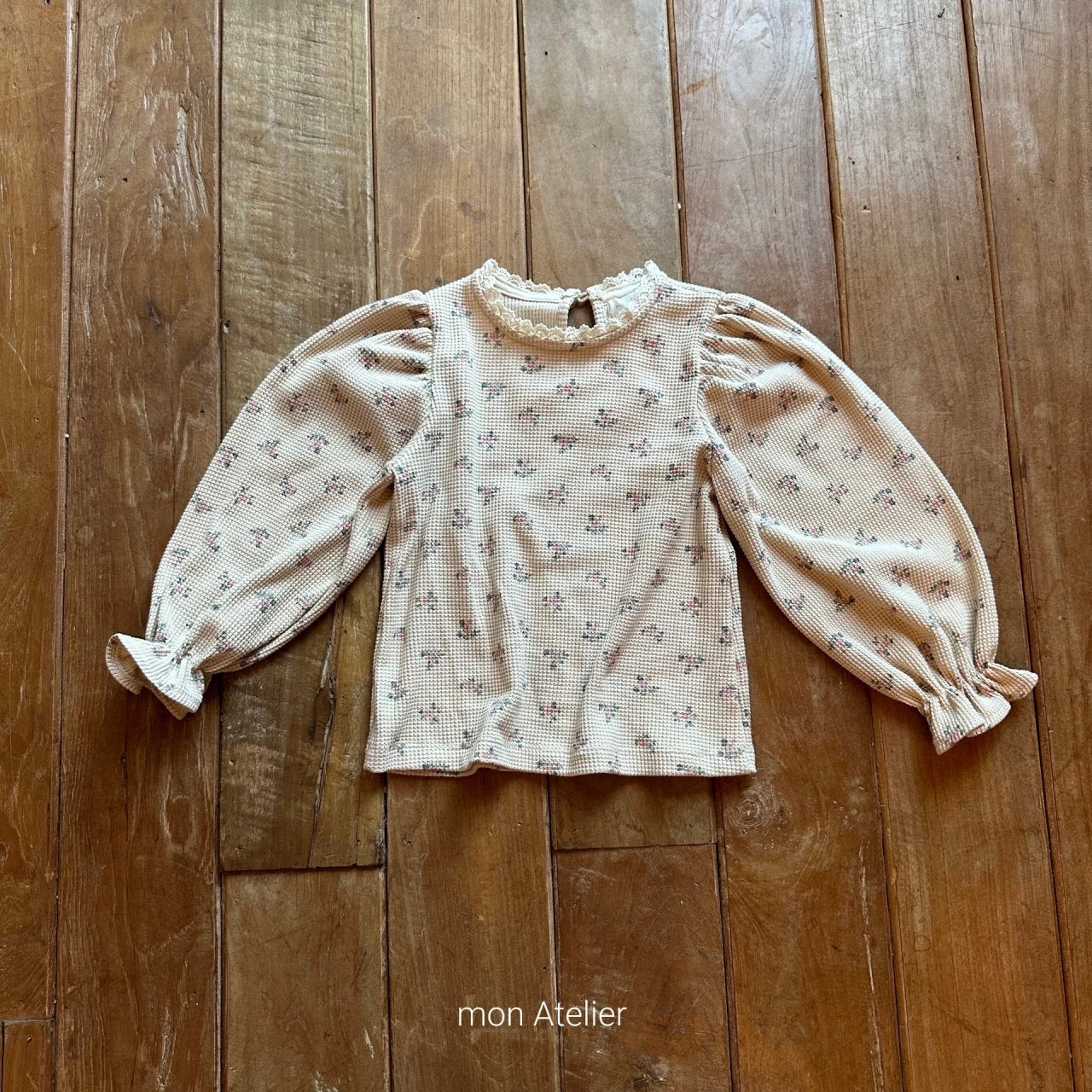 Flo frill T-shirt