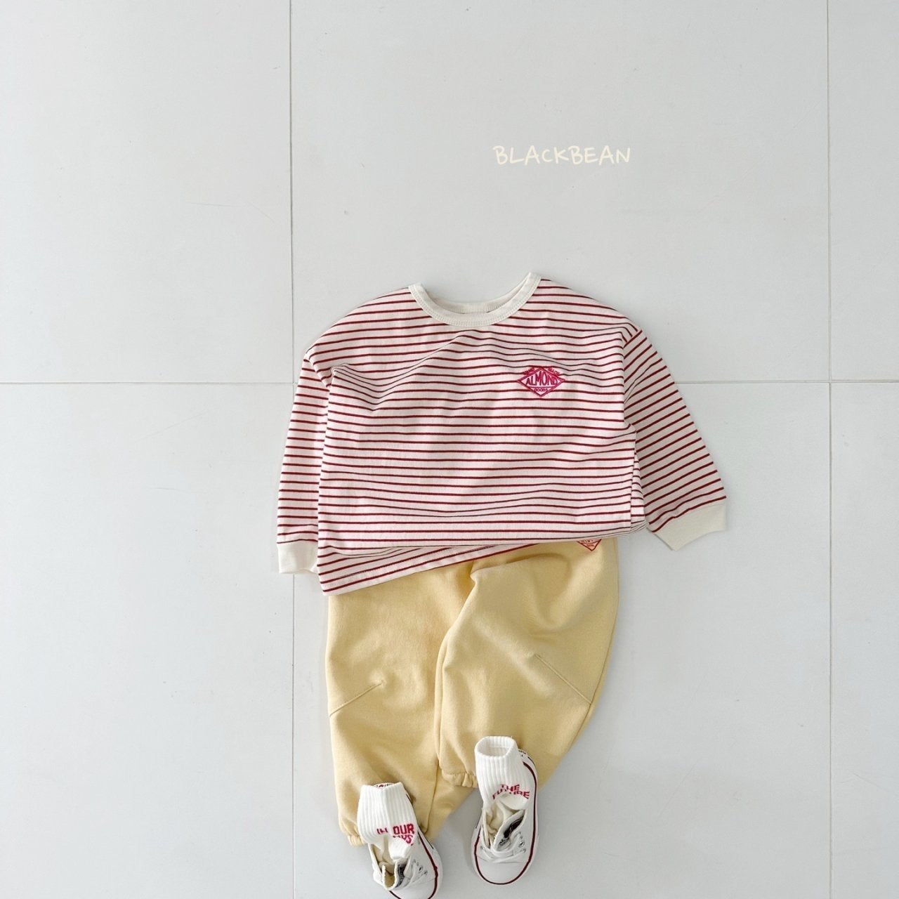 almond T-shirt