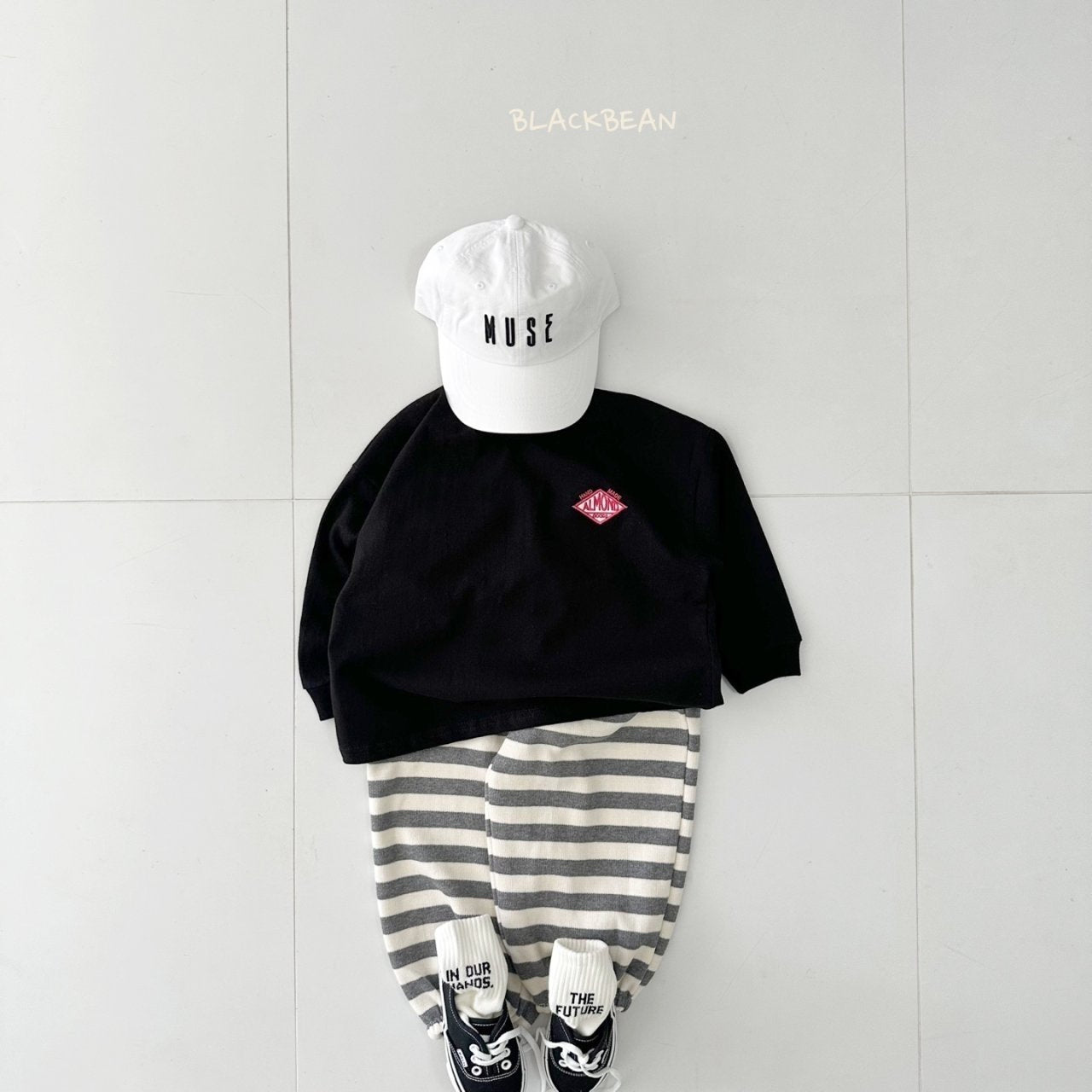 almond T-shirt