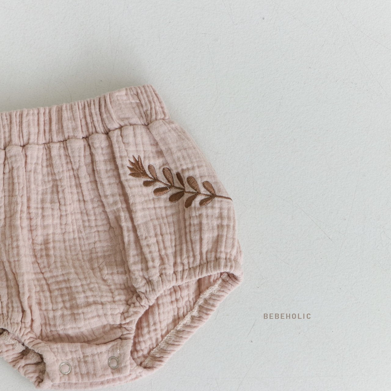 刺繡燈籠褲