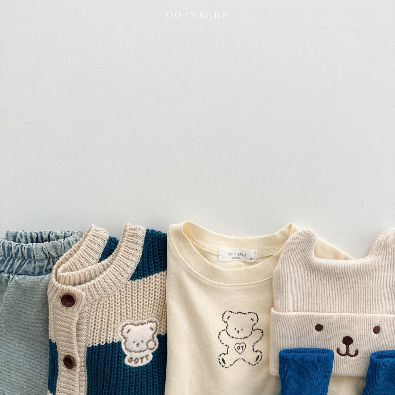 Ringing dong knit vest