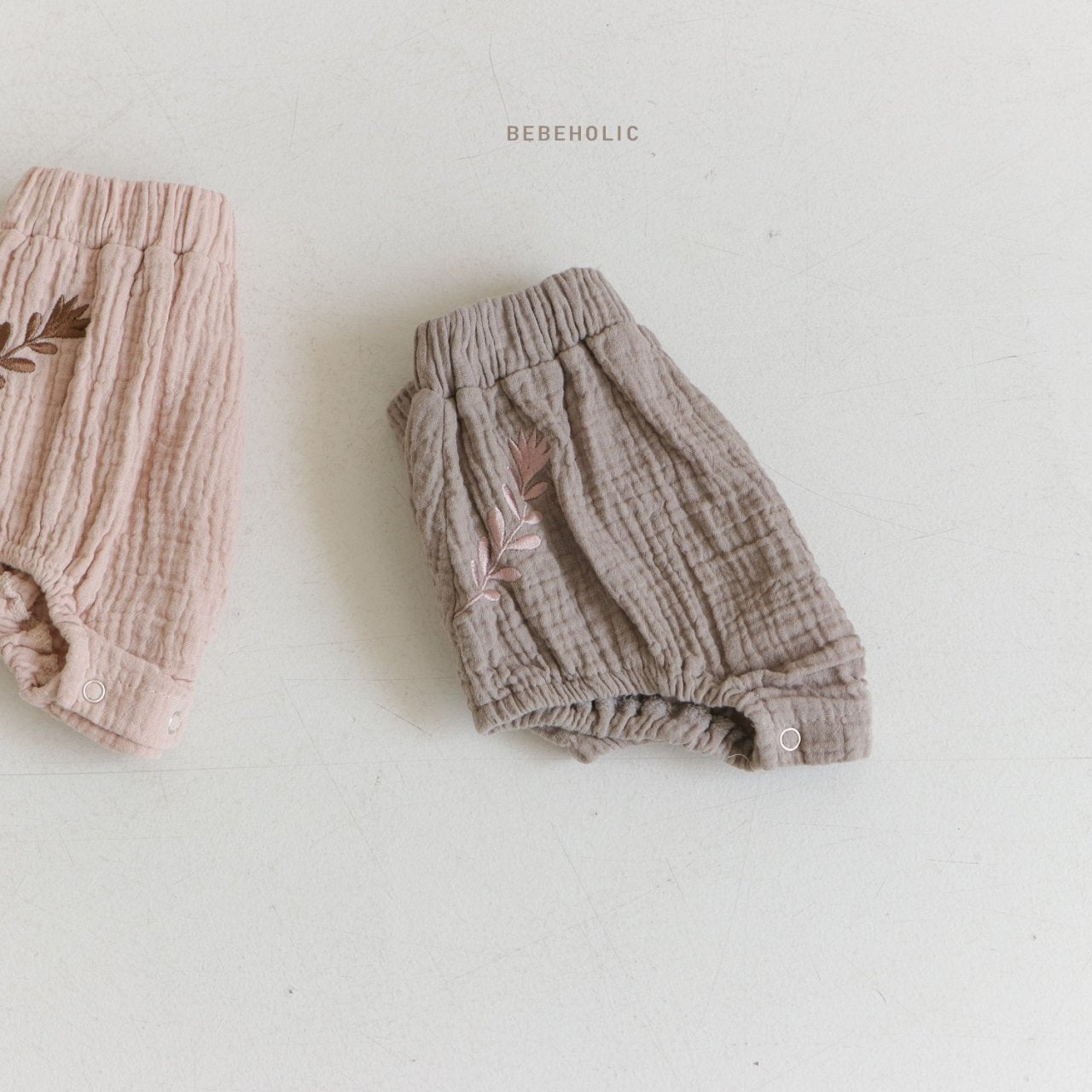 刺繡燈籠褲
