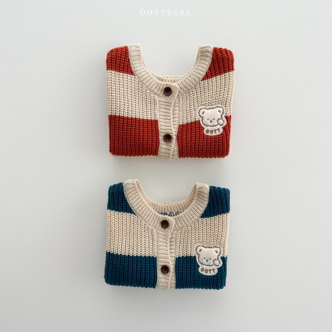 Ringing dong knit vest
