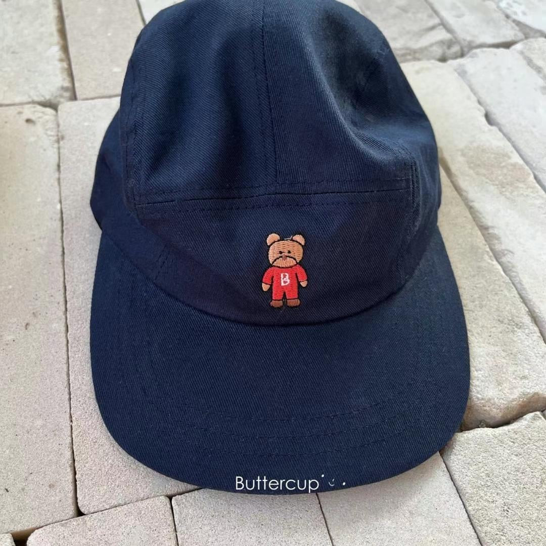 刺繡小熊帽子